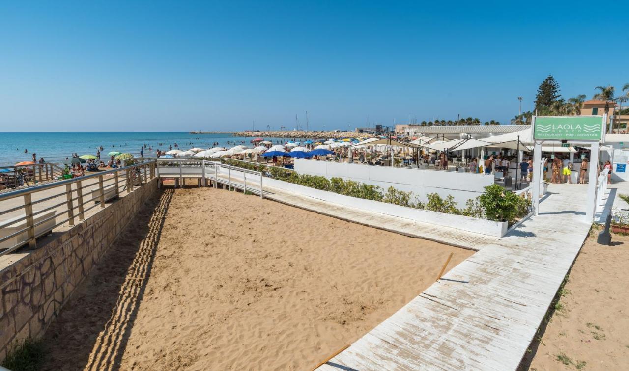 Archimede, Appartamento Con Vista In Centro A Marina Di Ragusa Kültér fotó